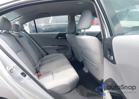 2015 Honda Accord Lx z USA, uszkodzony, nr VIN 1HGCR2F34FA025293